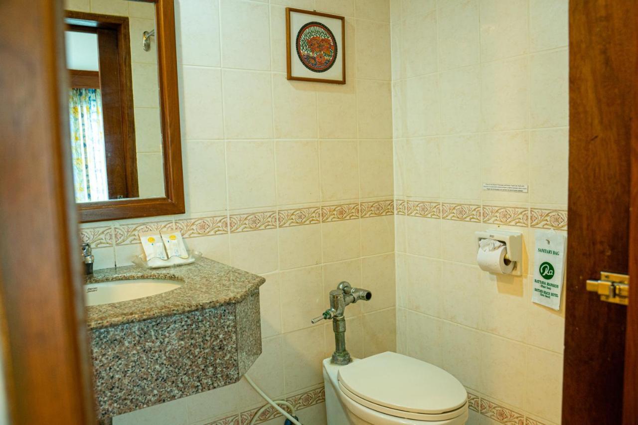 Karon Rattana Beach Hotel By Shanaya מראה חיצוני תמונה