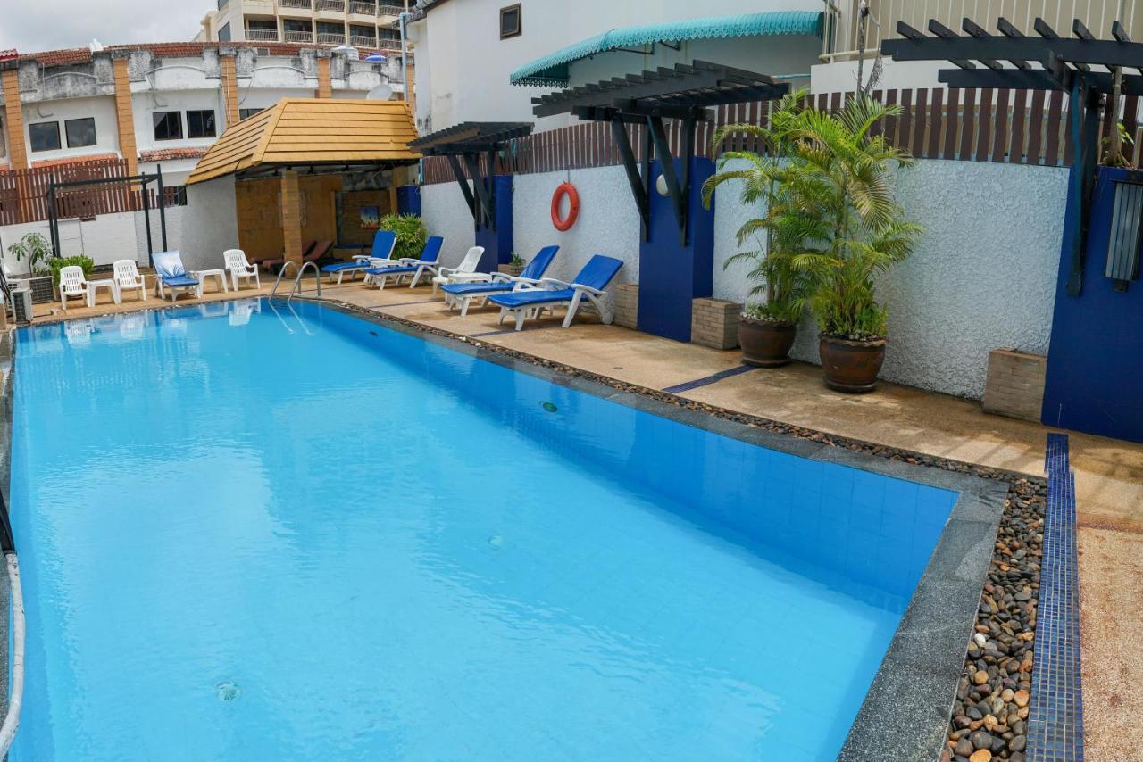 Karon Rattana Beach Hotel By Shanaya מראה חיצוני תמונה