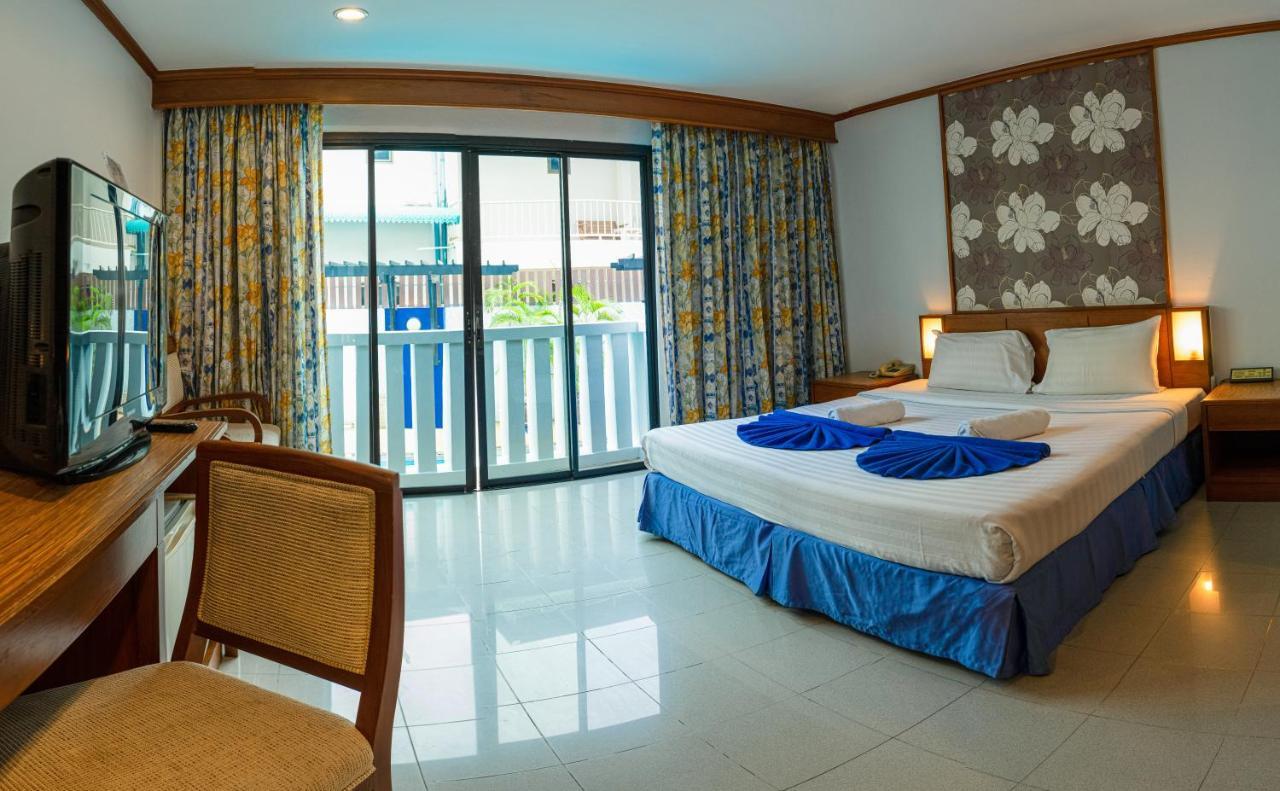 Karon Rattana Beach Hotel By Shanaya מראה חיצוני תמונה