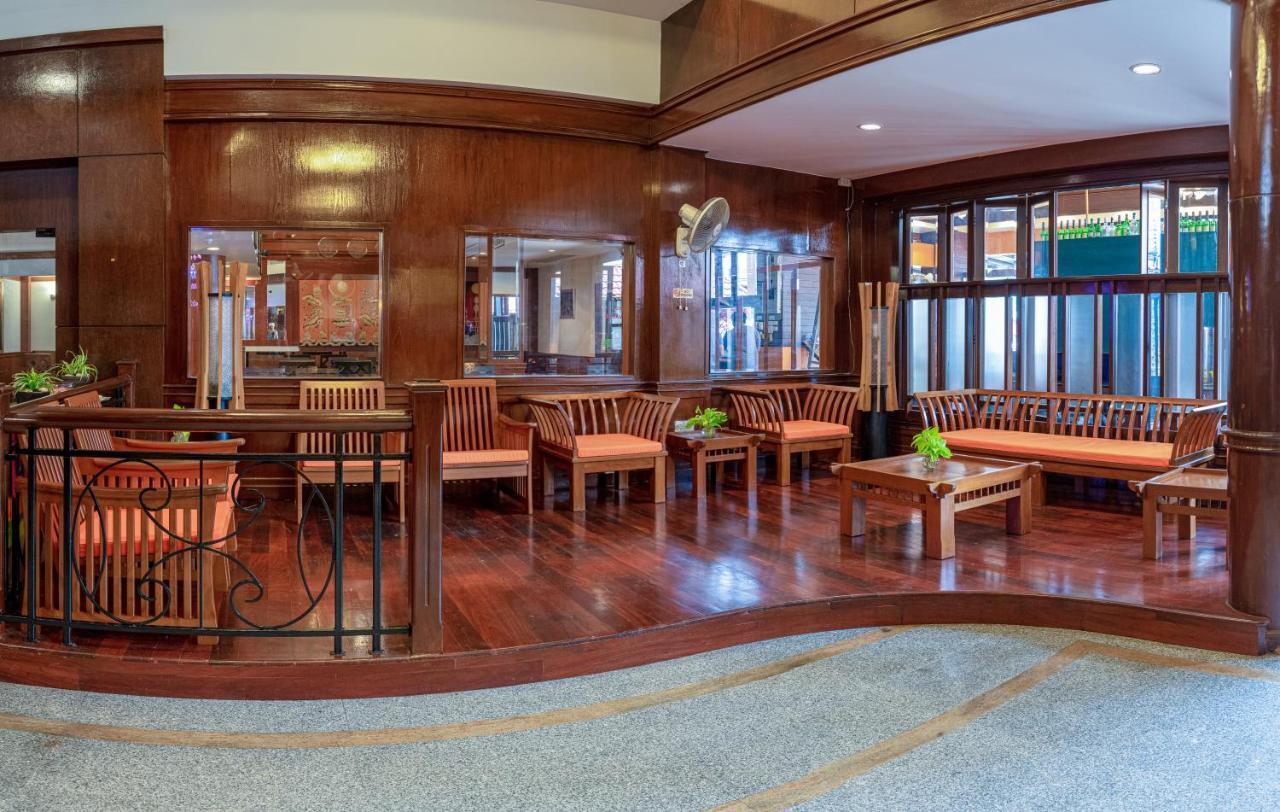 Karon Rattana Beach Hotel By Shanaya מראה חיצוני תמונה
