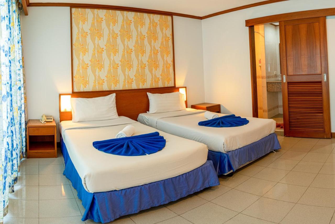 Karon Rattana Beach Hotel By Shanaya מראה חיצוני תמונה