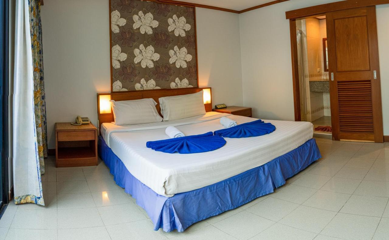 Karon Rattana Beach Hotel By Shanaya מראה חיצוני תמונה